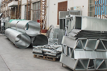 上海螺旋風（fēng）管壓製楞筋工藝精巧，管道（dào）的剛性非常（cháng）大